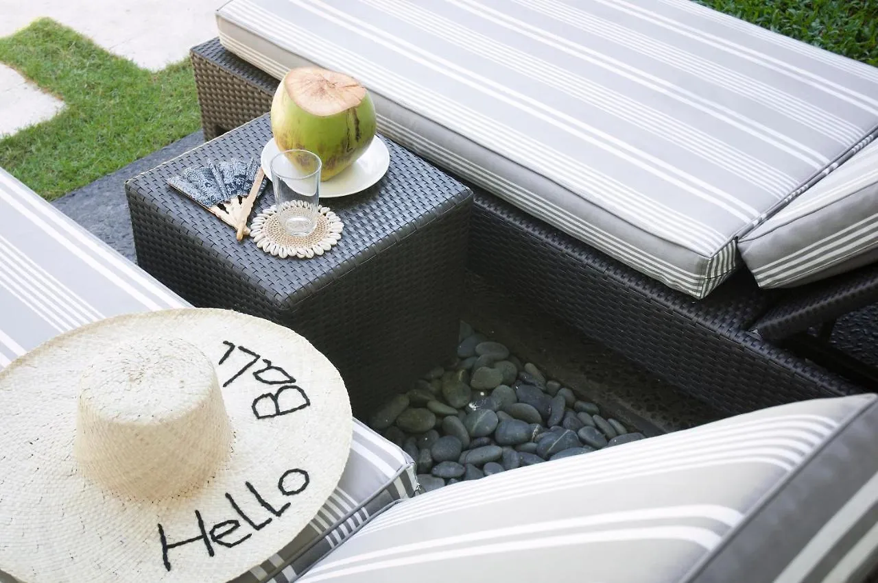Villa Alice By Villa Finder Seminyak