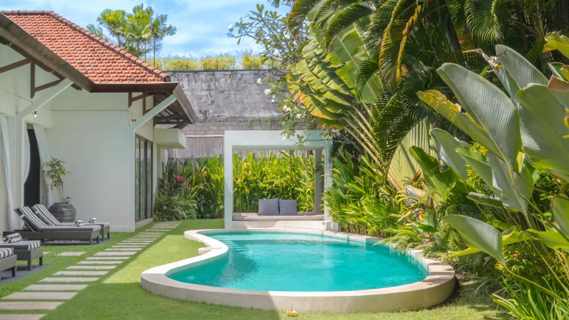 Villa Alice By Villa Finder Seminyak