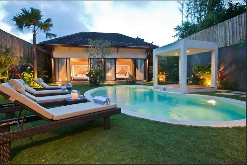 Villa Alice By Villa Finder Seminyak Indonesien